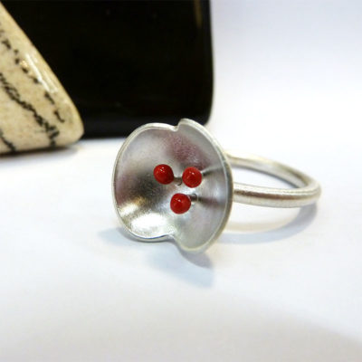 bague argent et résine rouge bijou contemporain créateur lyon