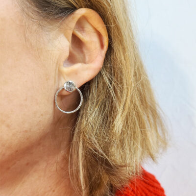Délicates boucles d'oreilles en argent et quartz rutile fabriquées à Lyon
